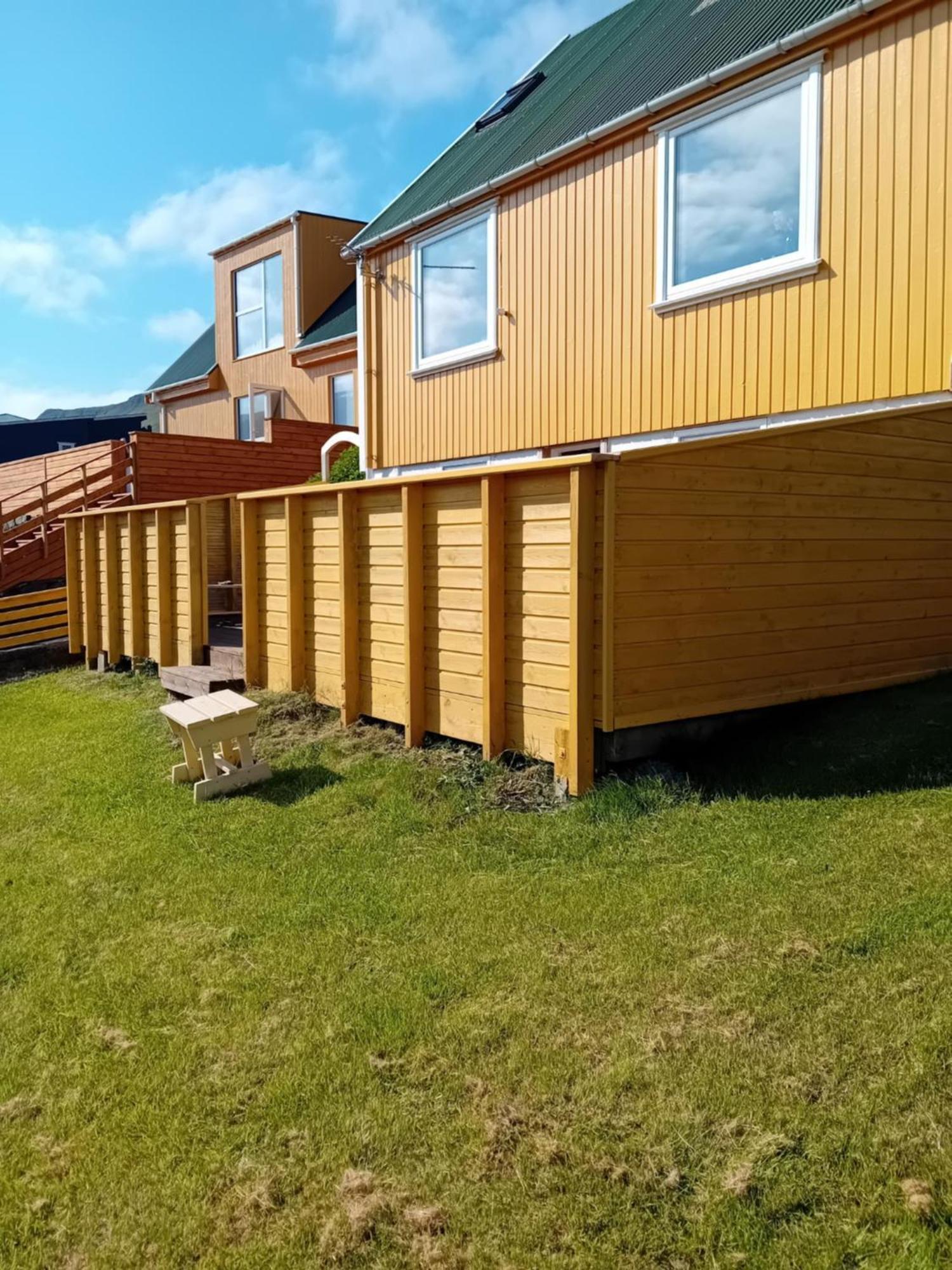 Villa Det Lille Gule Hus Trongisvágur Esterno foto